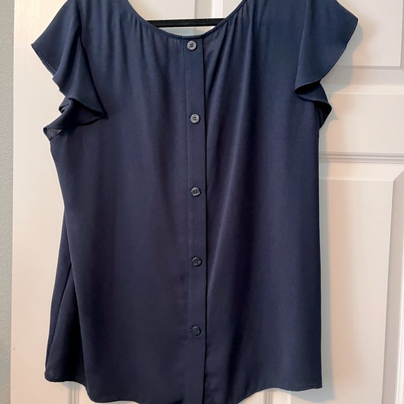 Beautiful Navy Blue Halogen XL blouse - Picture 5 of 5